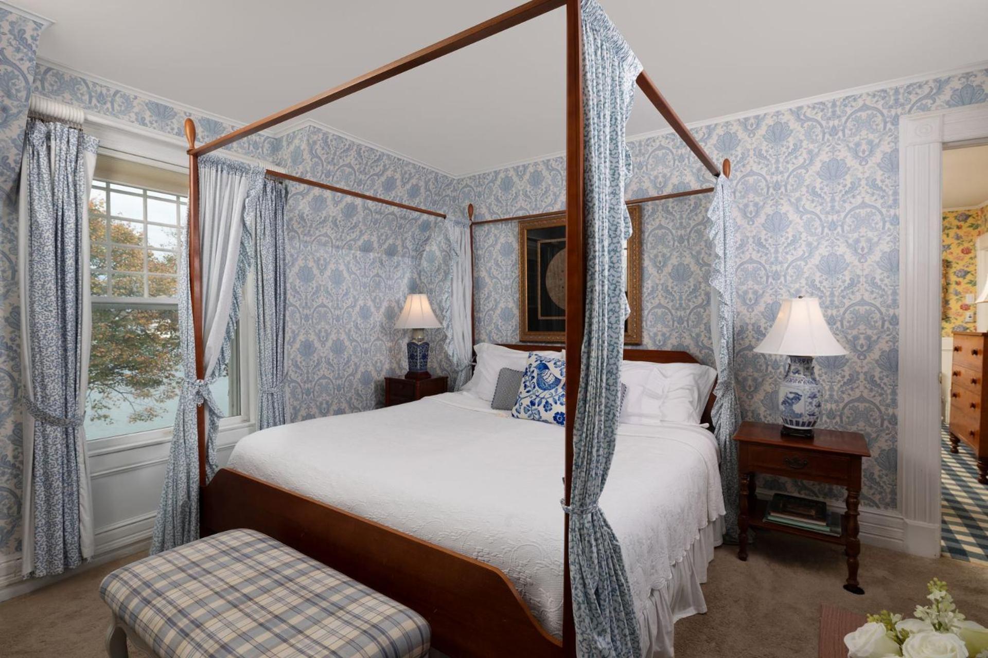 Harbor Knoll Bed And Breakfast Greenport Exterior foto