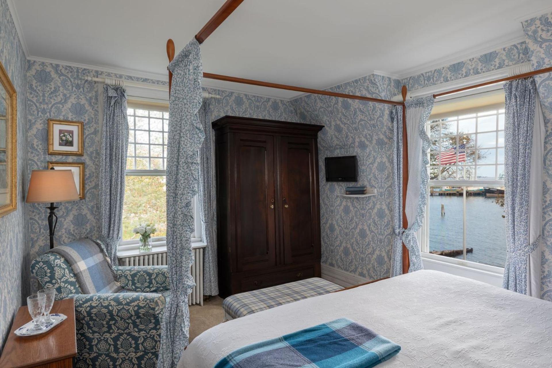 Harbor Knoll Bed And Breakfast Greenport Exterior foto