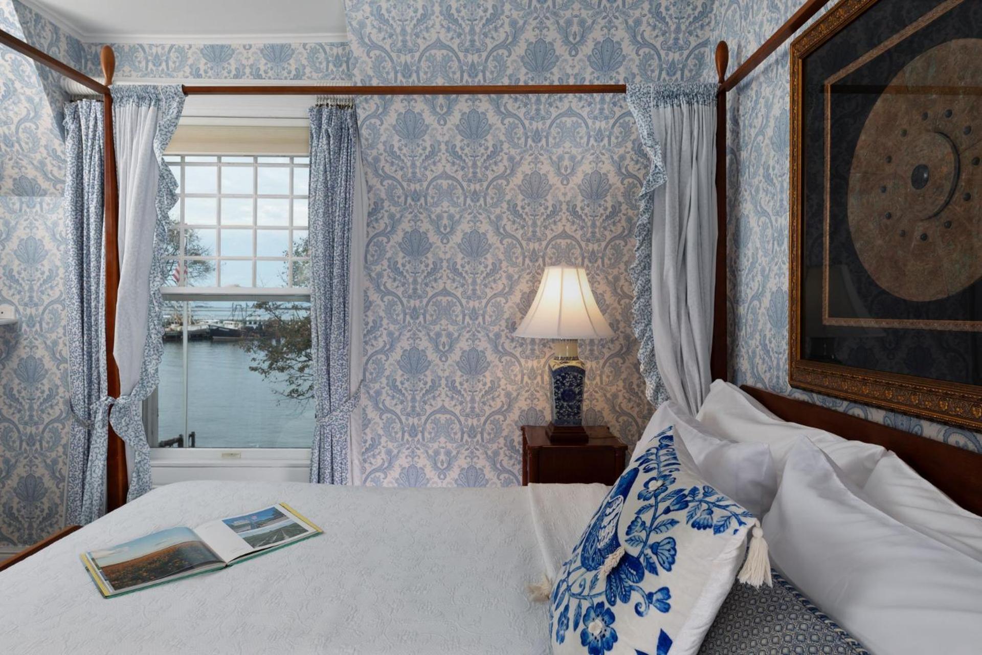 Harbor Knoll Bed And Breakfast Greenport Exterior foto