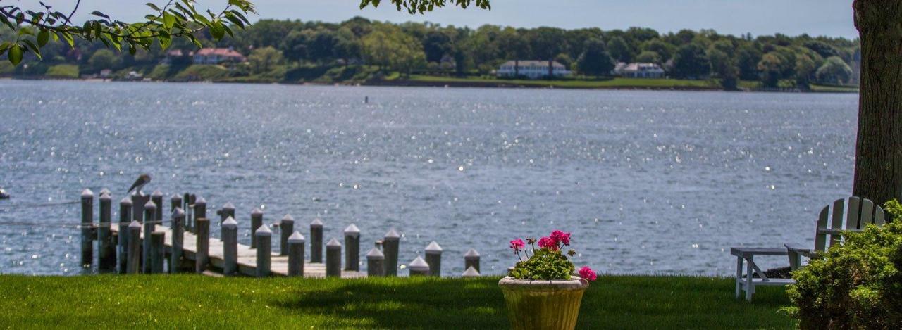 Harbor Knoll Bed And Breakfast Greenport Exterior foto